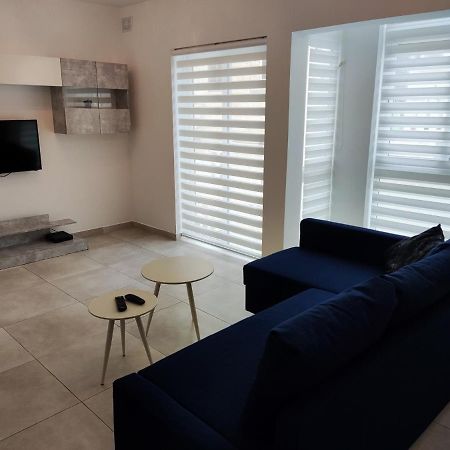 Modern apartment in Gzira Buitenkant foto